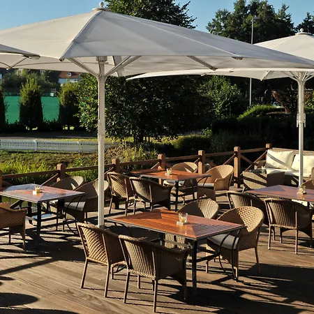 Court 4* Halle (Westfalen)