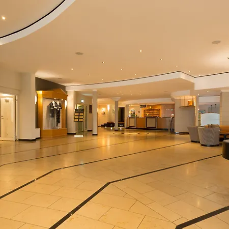 Hotel Court