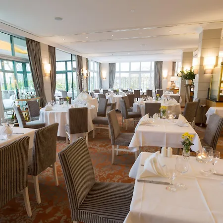 Hotel Court 4*