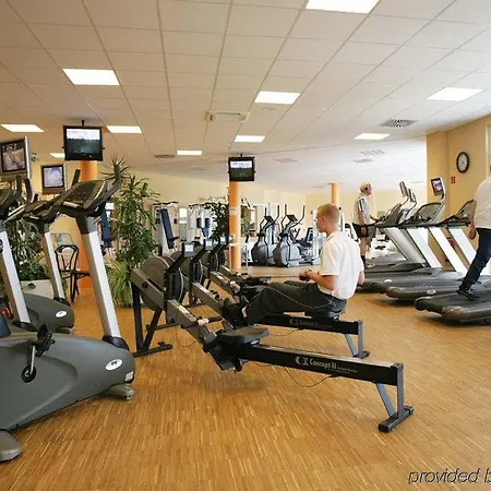 Court Hotel 4*