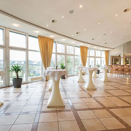 Hotel Court 4*