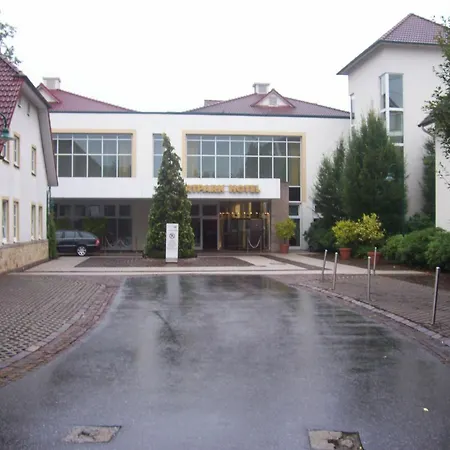 Court Hotel 4*