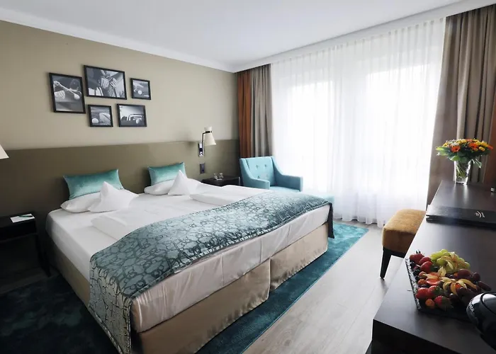 Court 4* Lichtenau/Westfalen