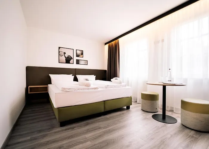 Court Ξενοδοχείο 4*