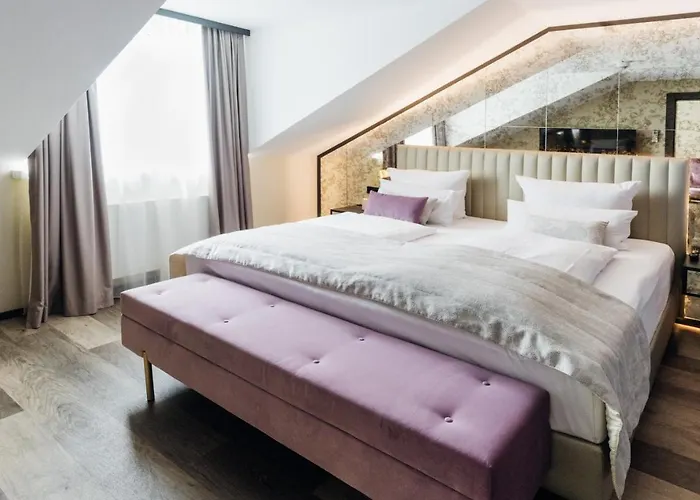 Court 4* Halle (Westfalen)